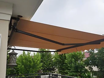Retractable Awning Retractable Awning